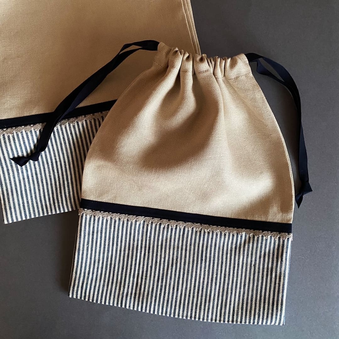 作品例 ネイビー使用