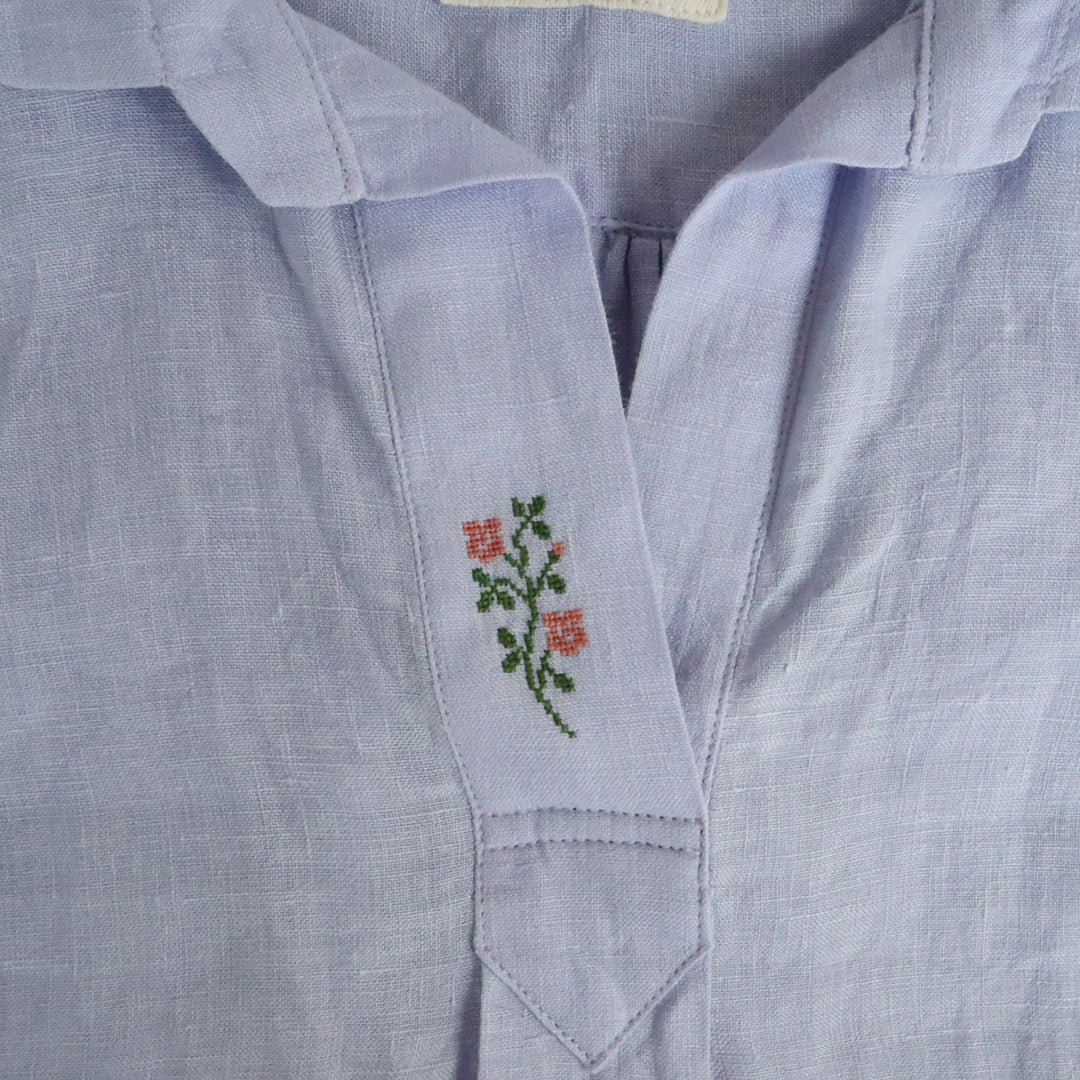 庭に咲いた薔薇の刺繍