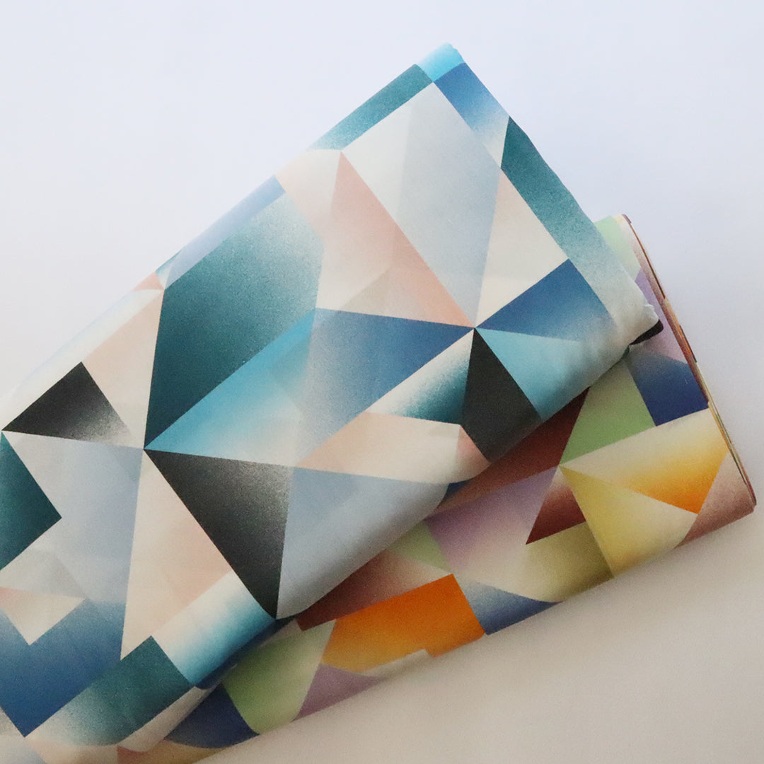 LIBERTY FABRICS 「ダンス・フロア」イエロー