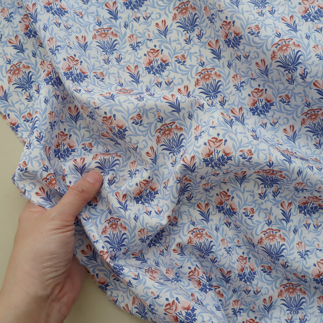 LIBERTY FABRICS「フォーリー・スプリグ」ブルー