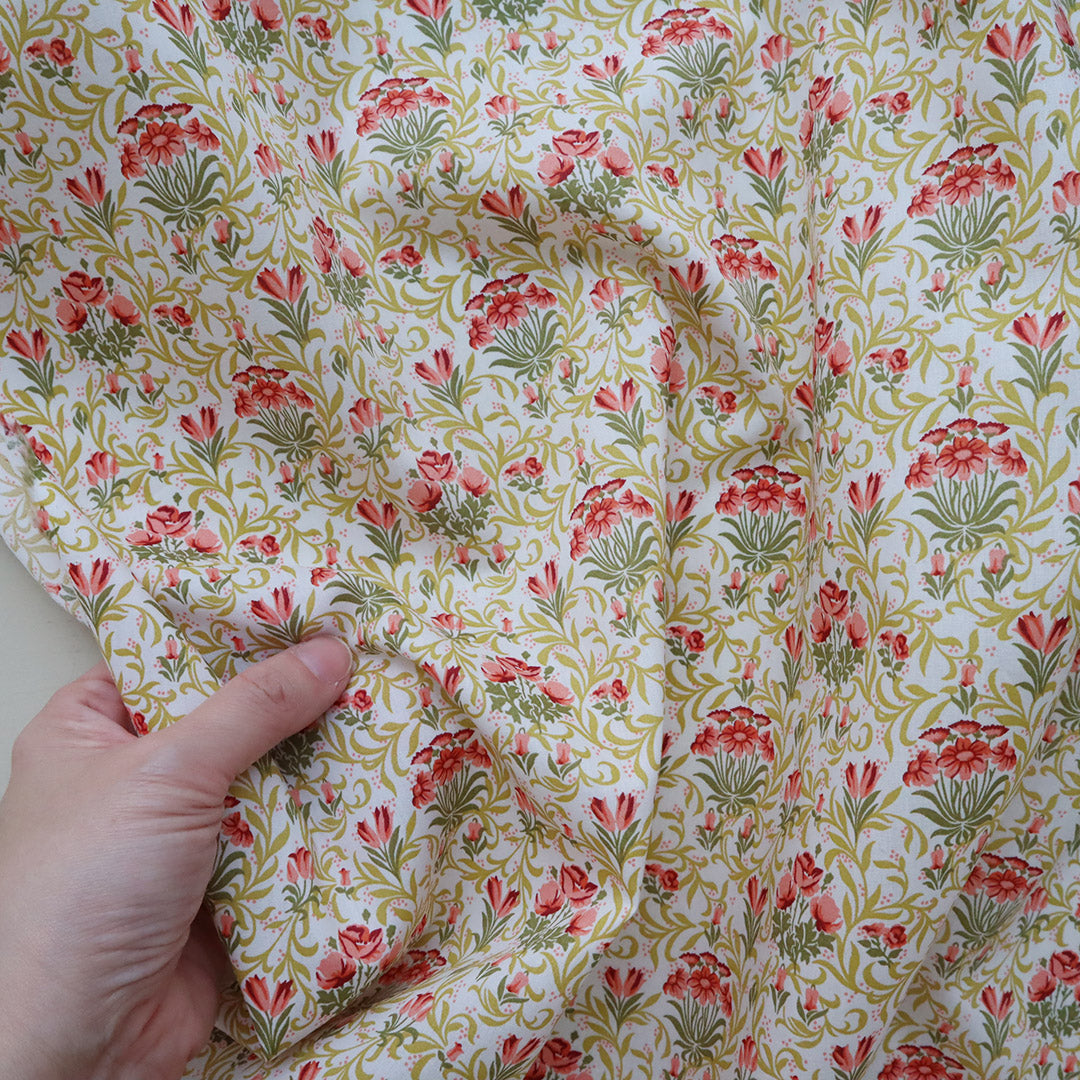 LIBERTY FABRICS「フォーリー・スプリグ」グリーン