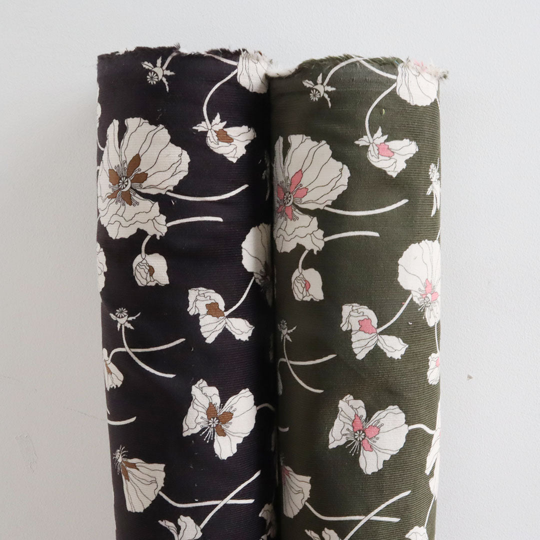 LIBERTY FABRICS コーデュロイ「フラジャイル・ブルームス」カーキ