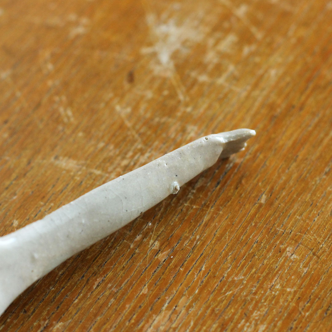 伊賀らしい現象として、石ハゼを活かしています