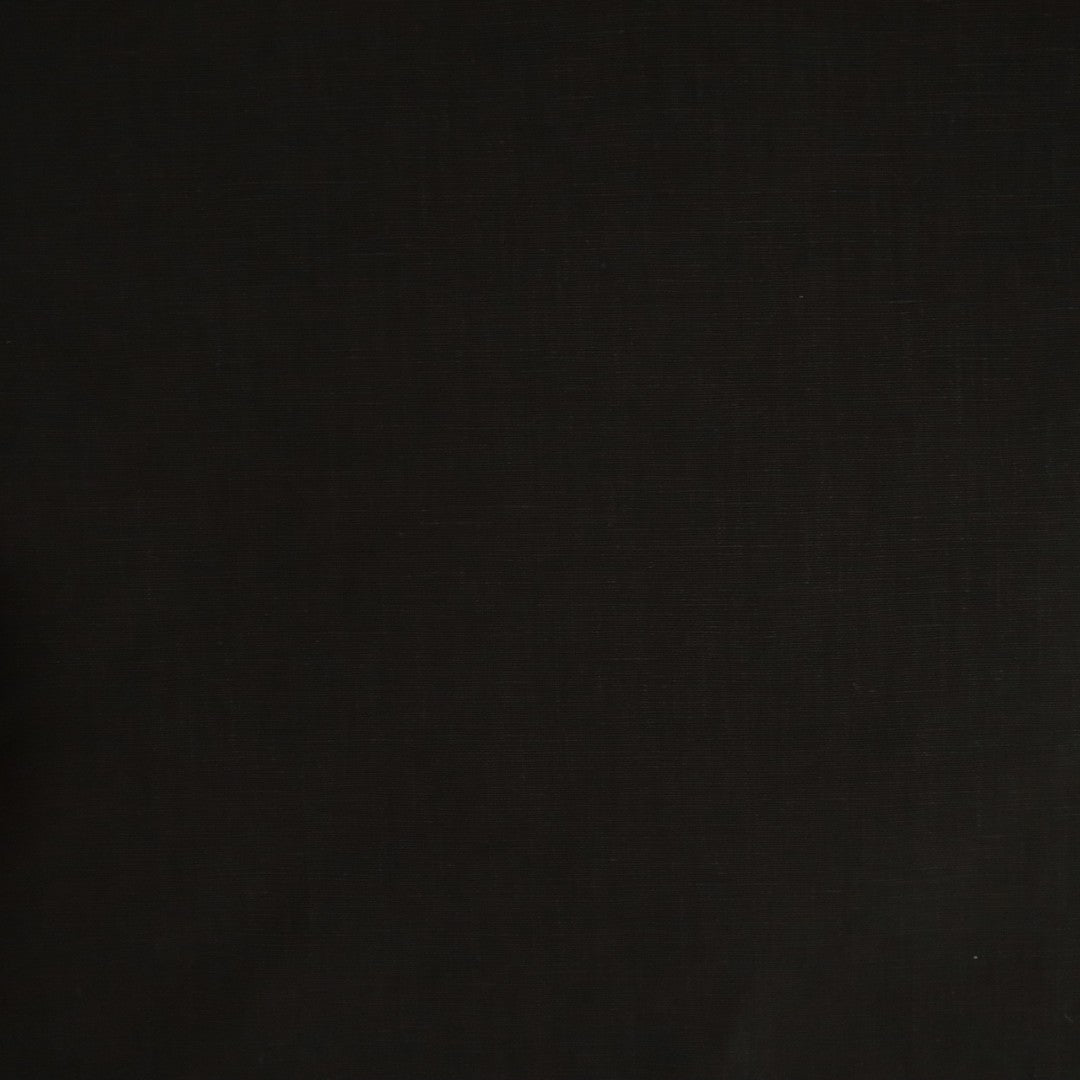 ブラック