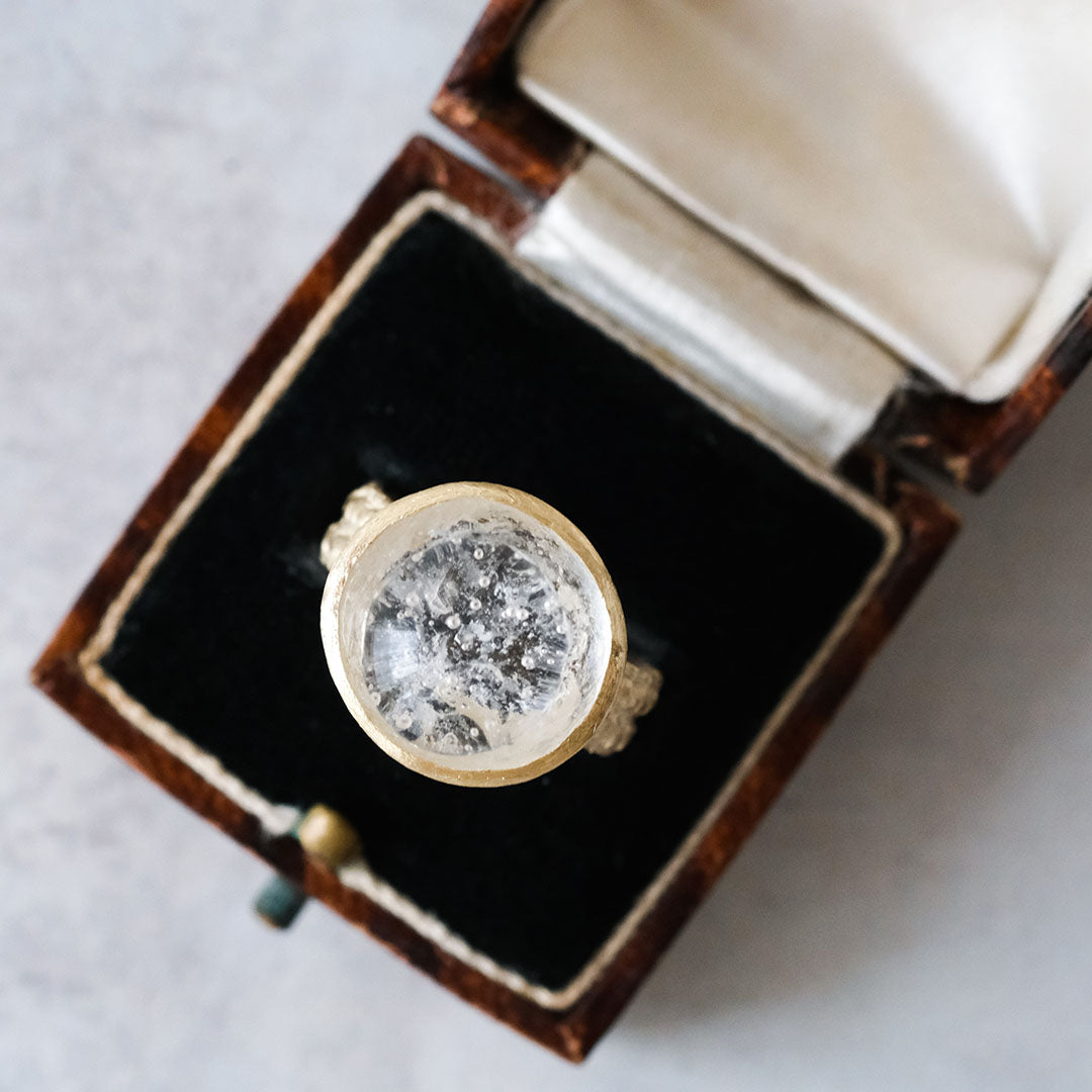 心が洗われるような、ガラスのリング Envelope エンベロープオンラインショップ