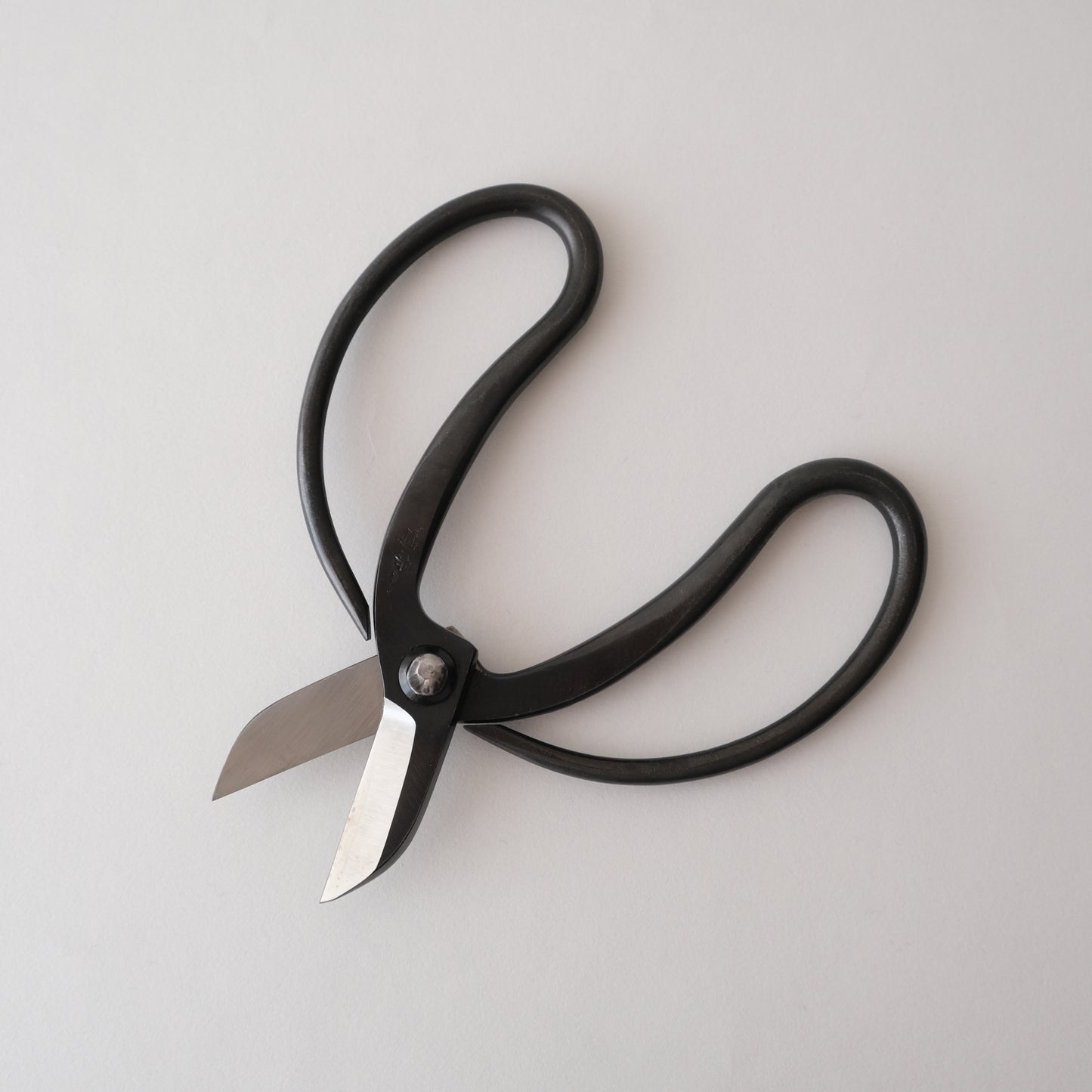 切れ味のよい花鋏です