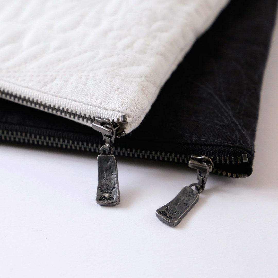 「Lisette」の刻印入りの引手