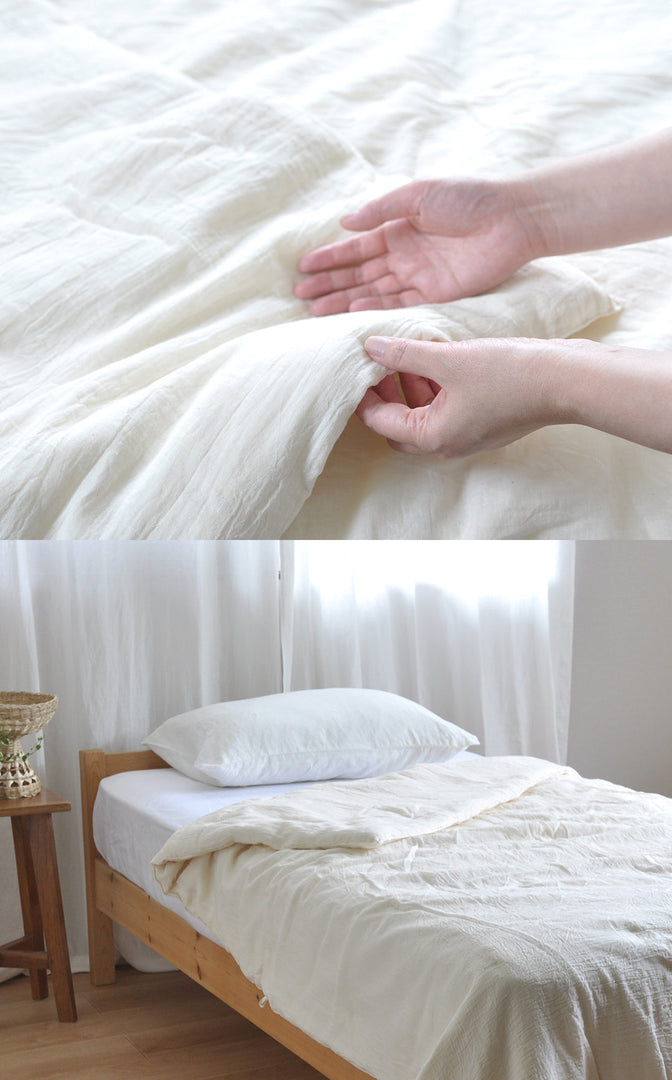 頬ずりしたくなるほどやわらかな感触が魅力。ISHITAYAオリジナルのシルク綿の布団