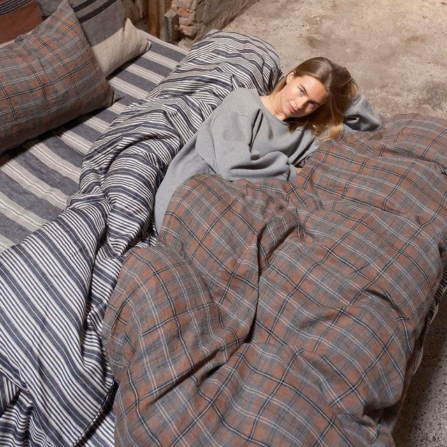 LIBECO チェック柄の新作ベッドリネン