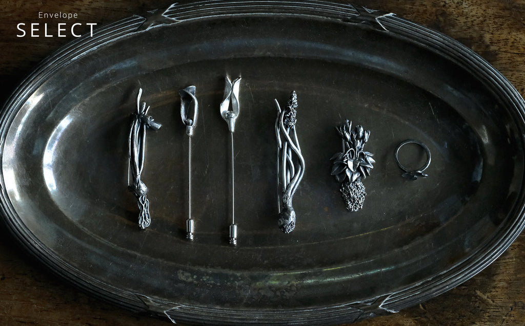 Furuhashi michiko　植物の装身具