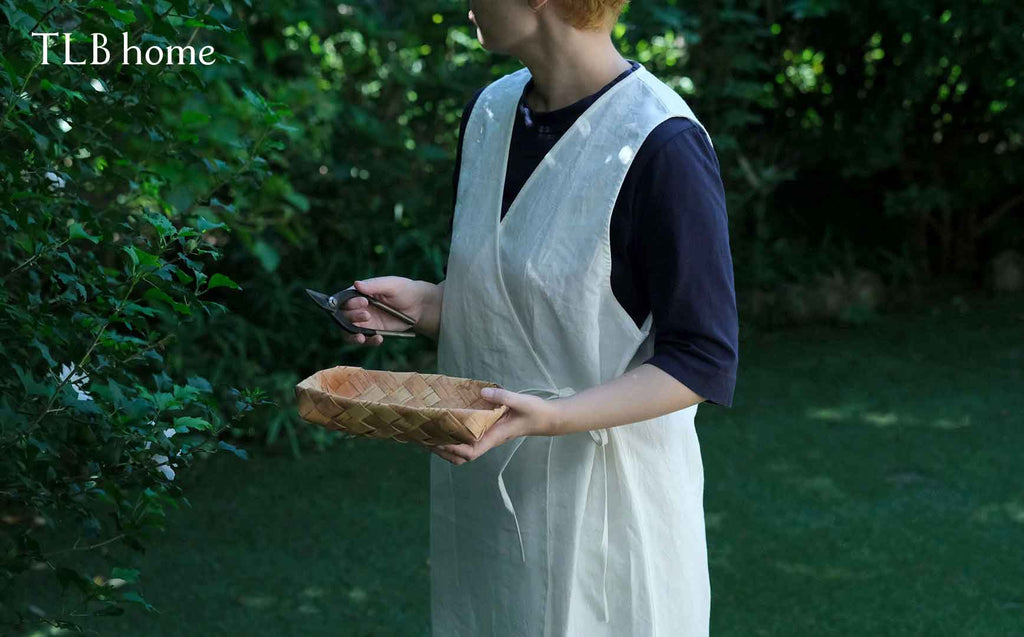 ラクに着られて、日常にフィットするエプロン