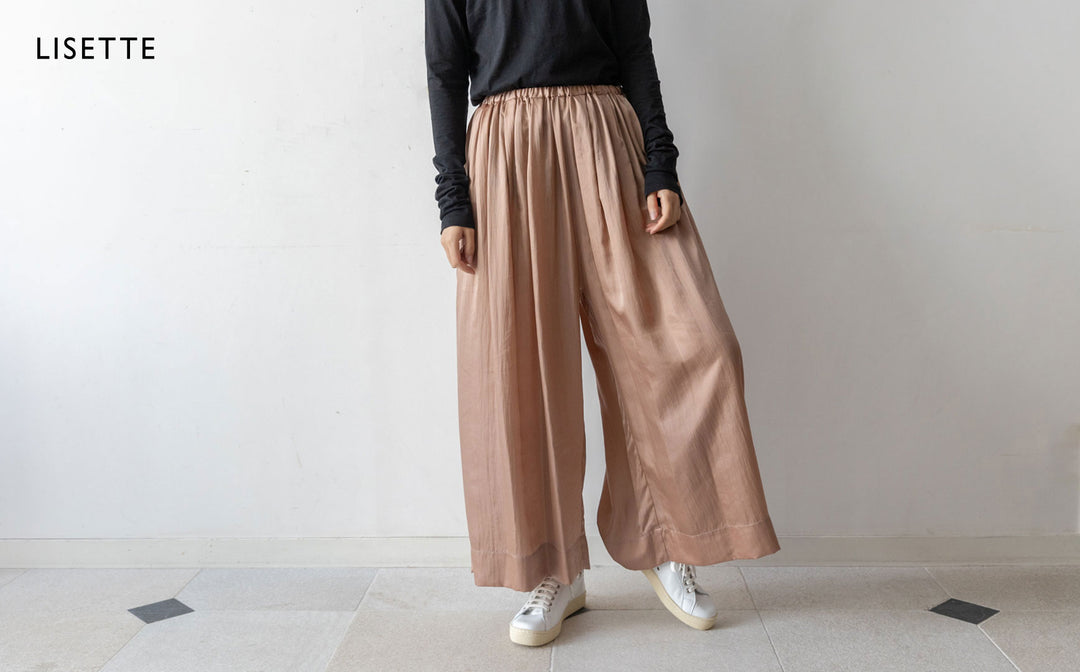 「ヴュー・ローズ」色のシルクタッチのパンツ