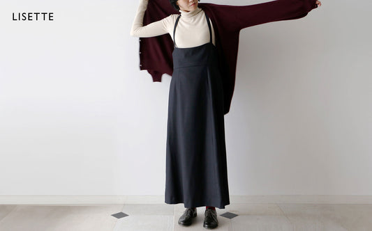 シーンに柔軟なハイウエストの肩紐ロングスカート