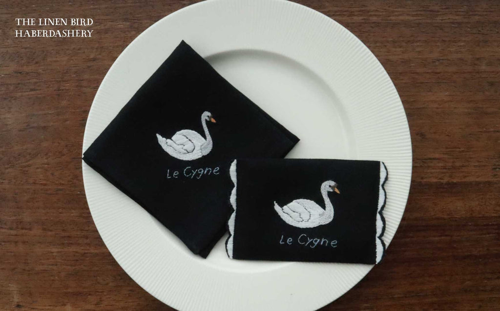 aya　スワンの刺繍キット　