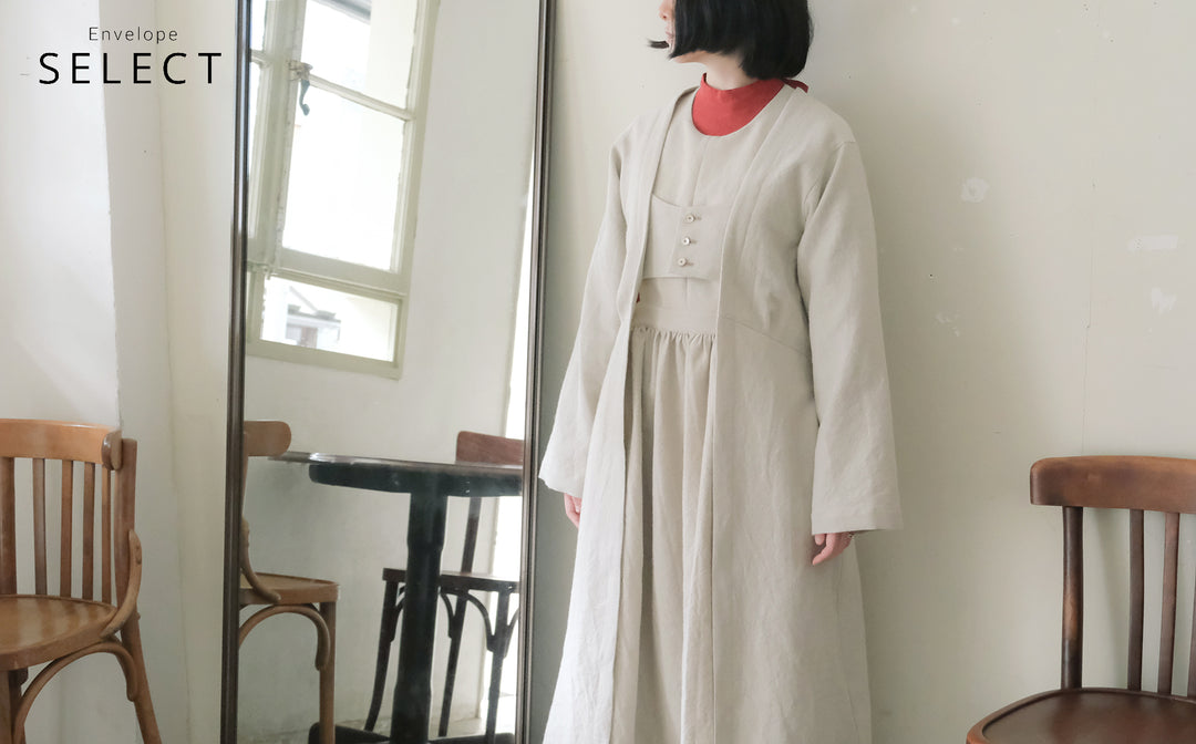 エプロンベストとローブコートが新入荷