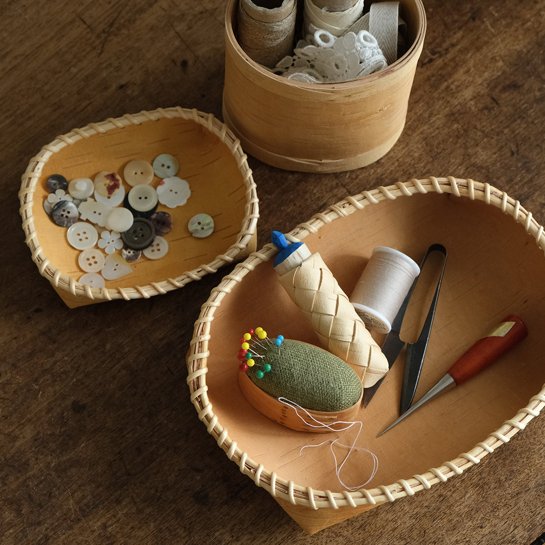 白樺からの贈りもの。特別な一枚皮の小物入れ – Envelope