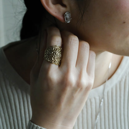 ［装身具LCF］原石水晶のイヤリング