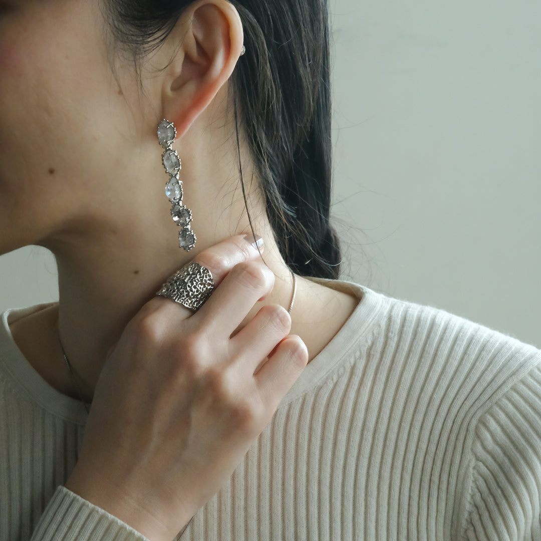 装身具LCF］原石水晶のピアス 五石 – Envelope - エンベロープ