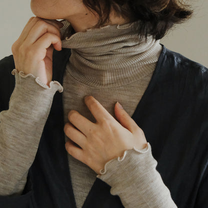 [me.wear]merino washable wool タートルネック