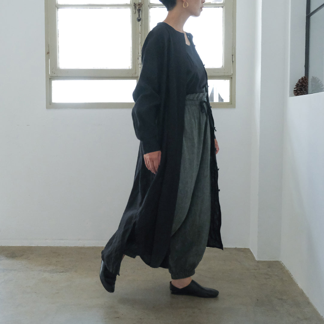 ［SALUÉ］バンドカラー長袖シャツドレス／ミッドウェイトリネン