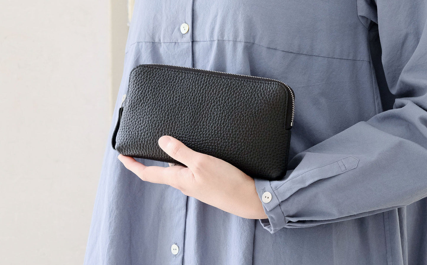 【受注商品】［STUDIO LA CAUSE］内縫いラウンドファスナー財布（L）WA075L EM
