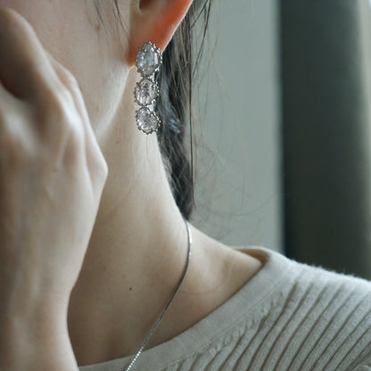 ［装身具LCF］原石水晶のピアス　三石