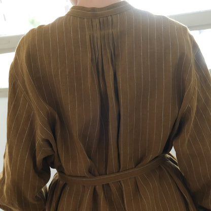 SALUÉ／バックピンタックドレス／ミッドウェイトリネン