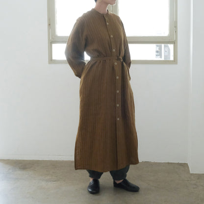 SALUÉ／バックピンタックドレス／ミッドウェイトリネン