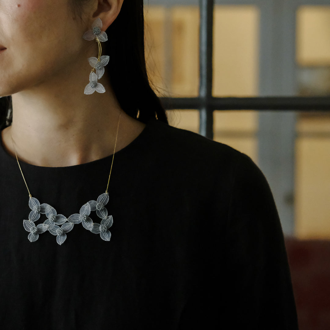 ［yuki onizuka］TSUYUKUSA　カラーネックレス