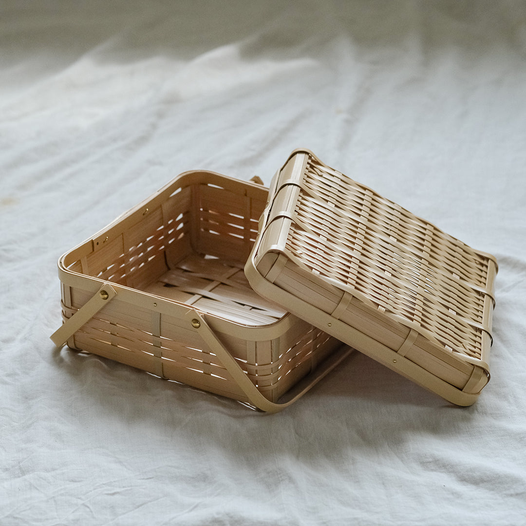 スッキリとした浅型の竹かごランチボックス – Envelope - エンベロープ
