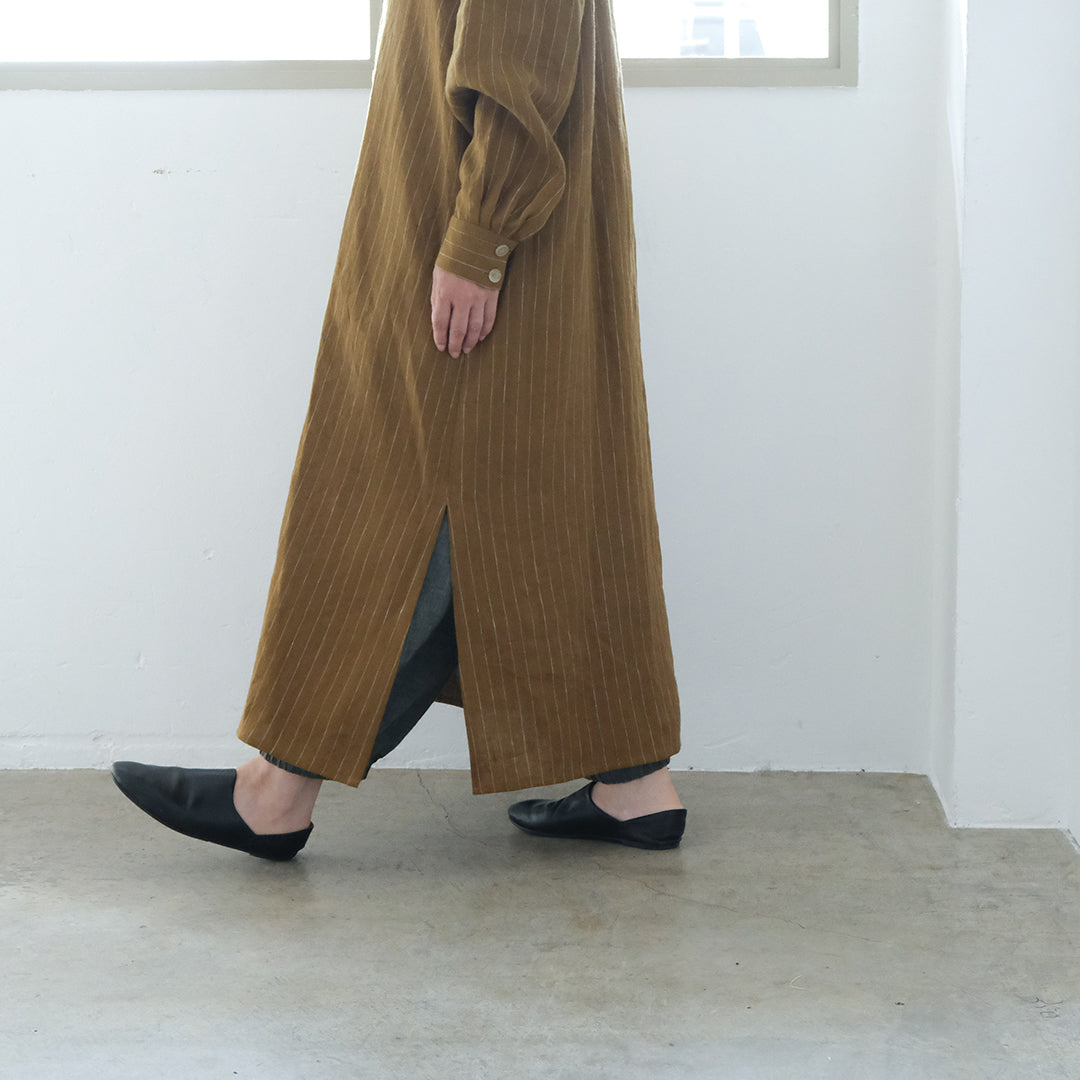 SALUÉ／バックピンタックドレス／ミッドウェイトリネン