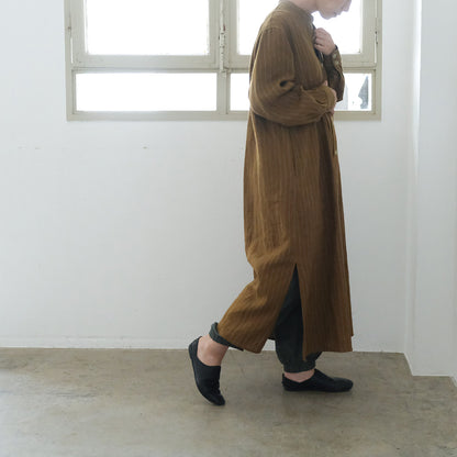 SALUÉ／バックピンタックドレス／ミッドウェイトリネン