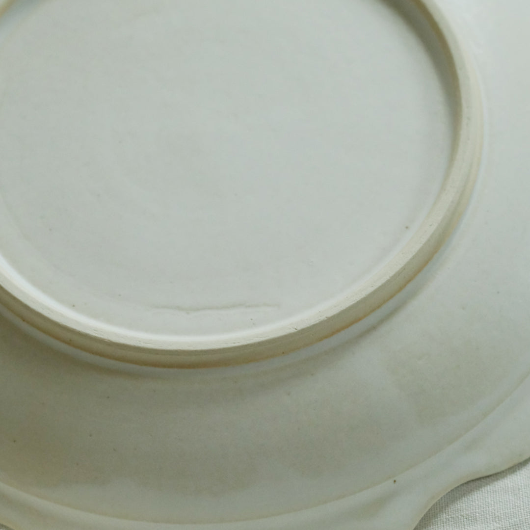 水谷ちえみ］リム皿 輪花 – Envelope - エンベロープオンラインショップ