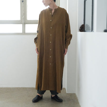 SALUÉ／バックピンタックドレス／ミッドウェイトリネン