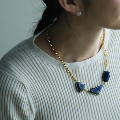 ［装身具LCF］真鍮と天然石のネックレス　三石