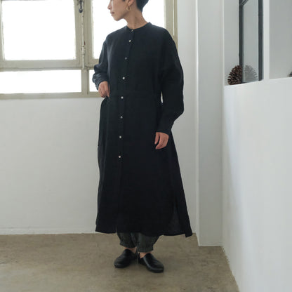 ［SALUÉ］バンドカラー長袖シャツドレス／ミッドウェイトリネン