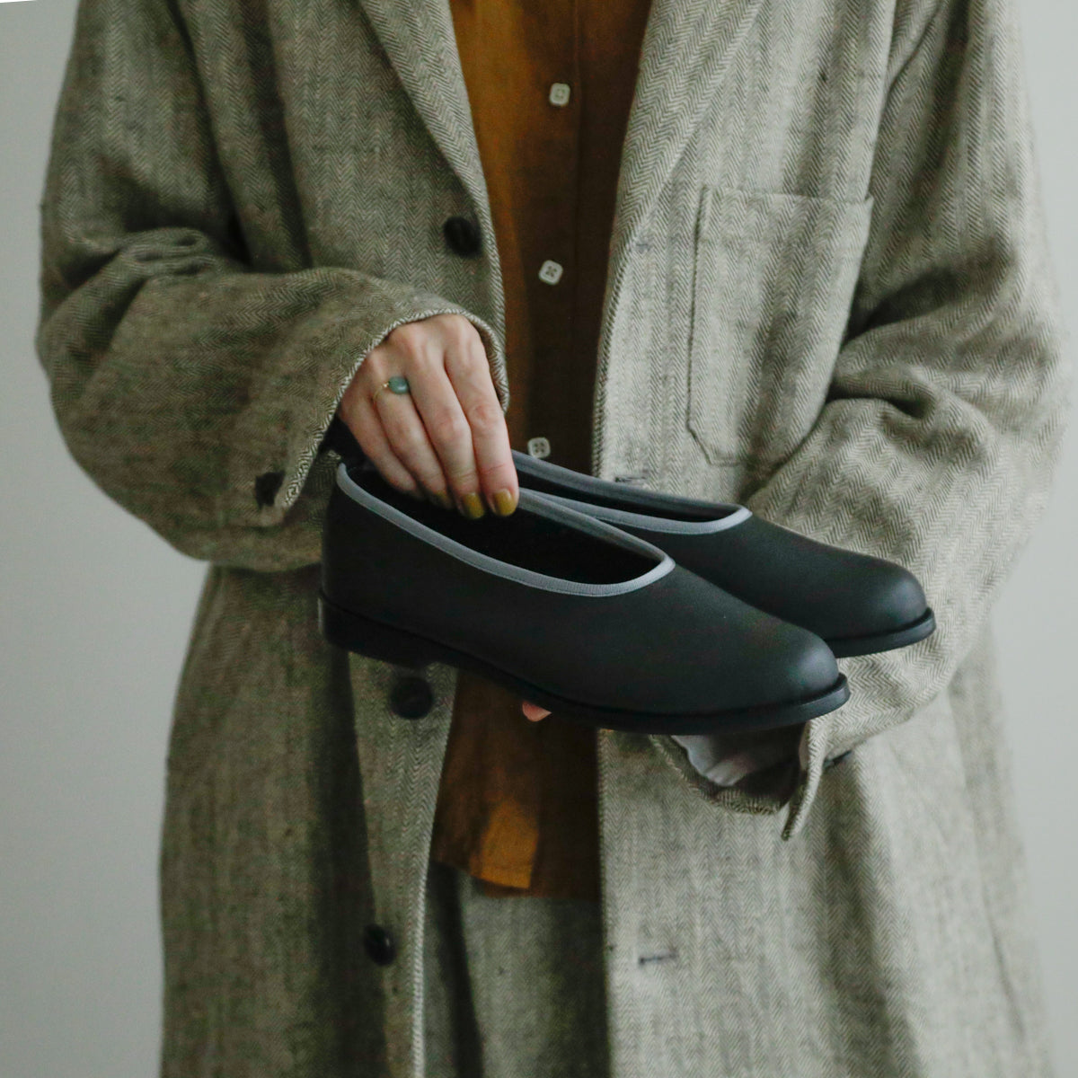 AUTTAA／【受注商品】 Plain pumps Ⅱ