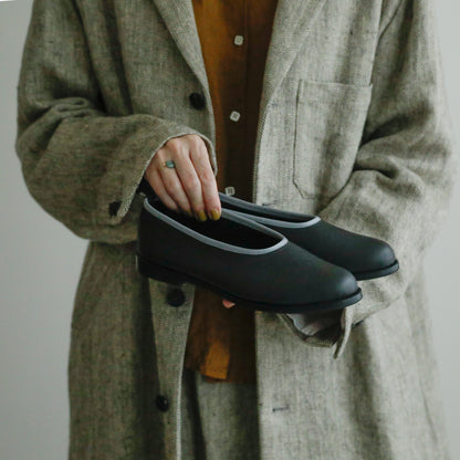 AUTTAA／【受注商品】 Plain pumps Ⅱ