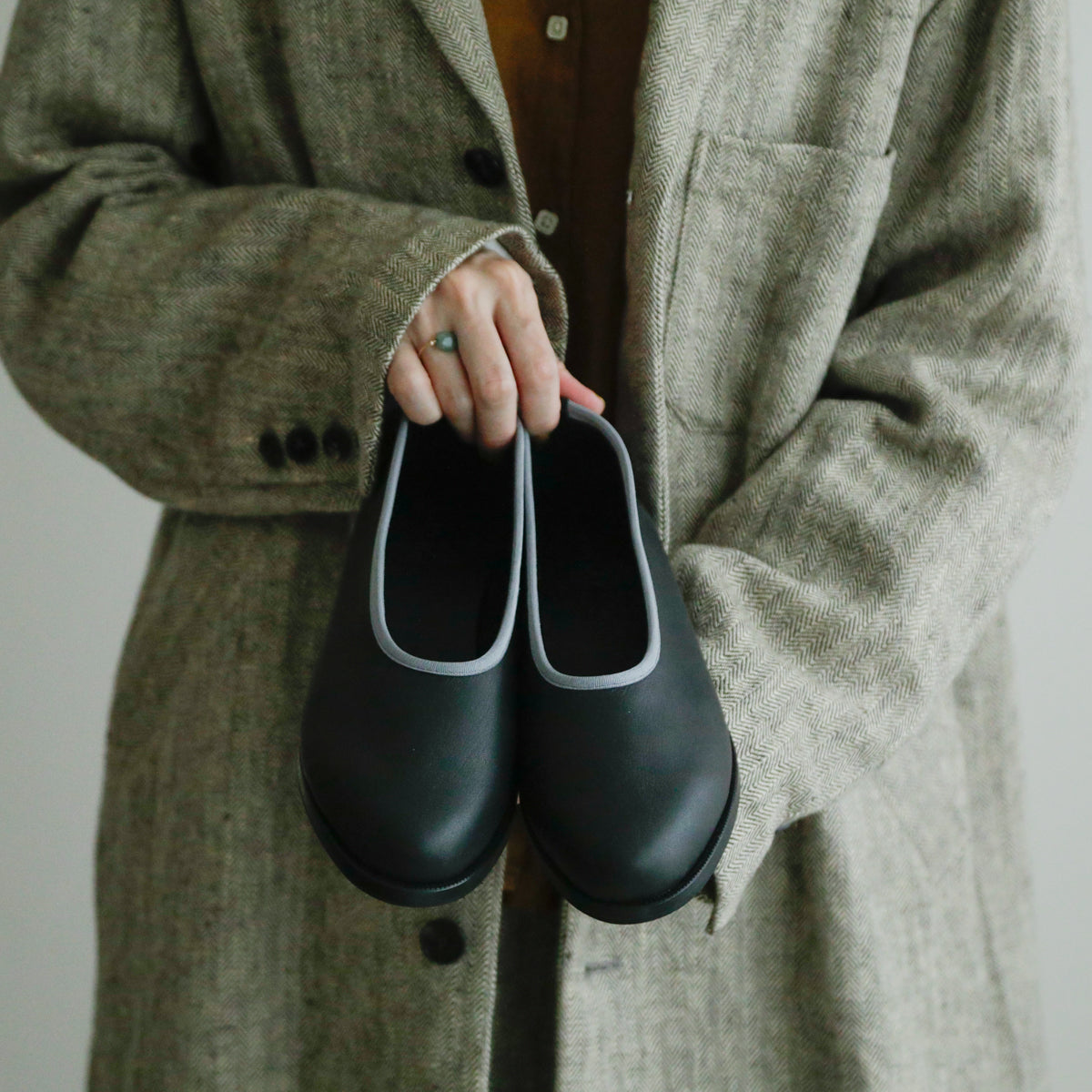AUTTAA／【受注商品】 Plain pumps Ⅱ