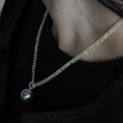 後で掲載［shuo'］Black Pearl Rutile Quartz Necklace