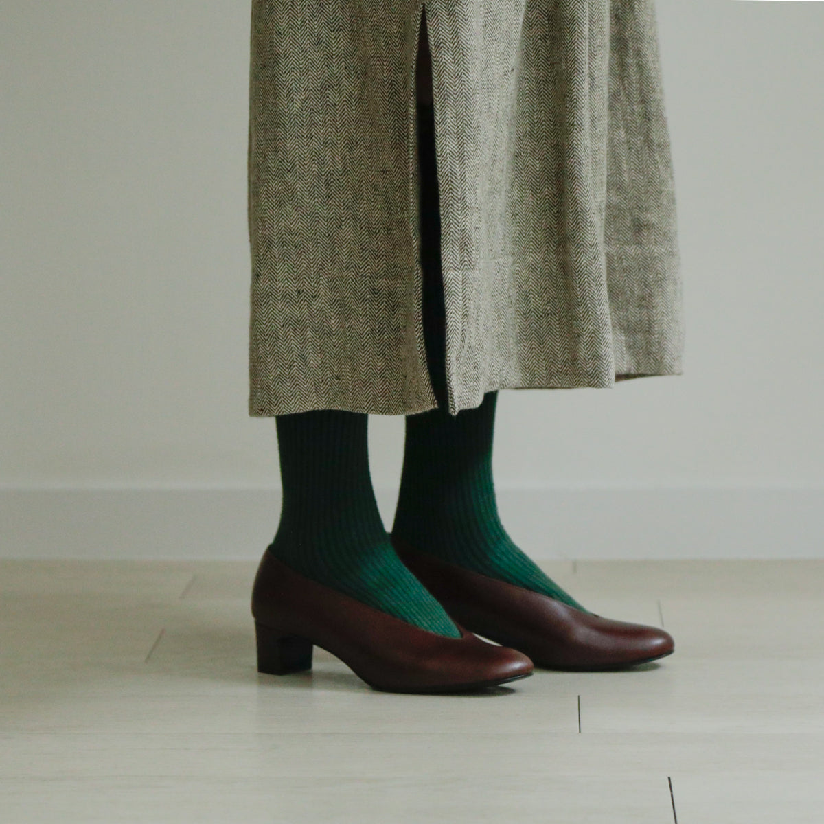 AUTTAA／【受注商品】 Soft low cut pumps