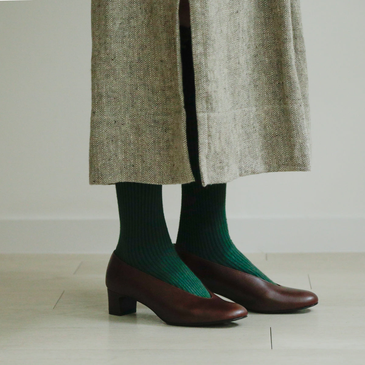 AUTTAA／【受注商品】 Soft low cut pumps