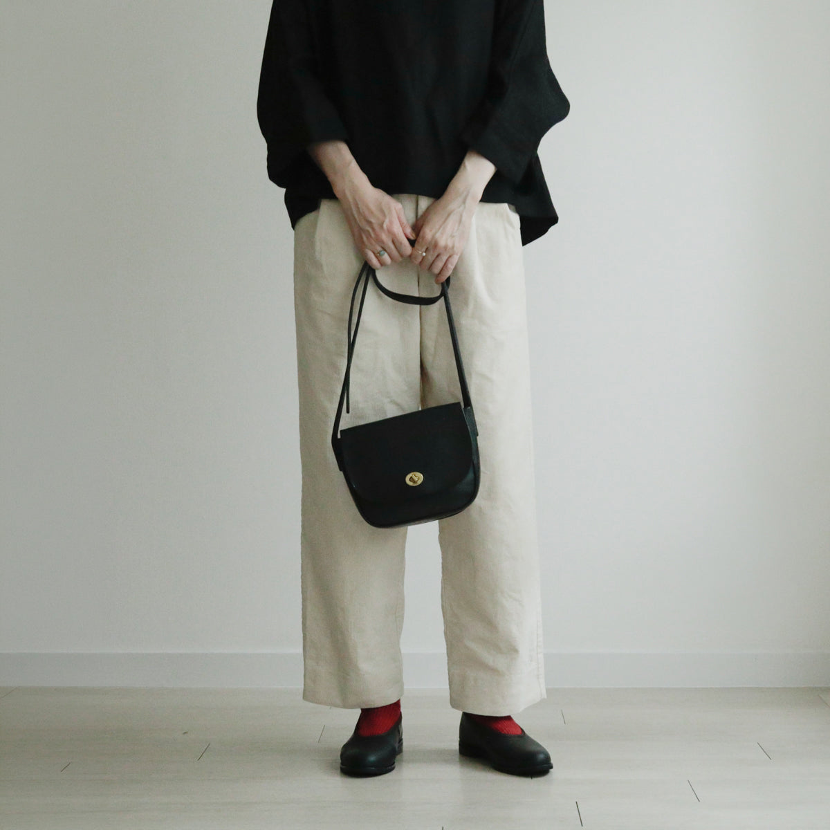 AUTTAA／【受注商品】 Ankle strap pumps