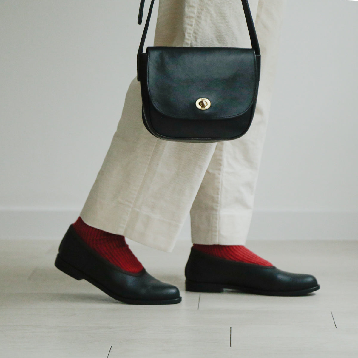 AUTTAA／【受注商品】 Ankle strap pumps