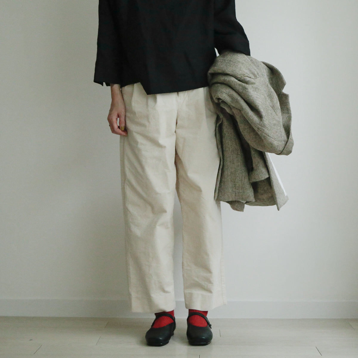 AUTTAA／【受注商品】 Ankle strap pumps