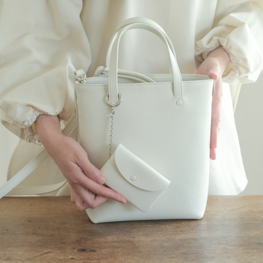 【受注商品】［STUDIO LA CAUSE］内縫いフラップキーケースKEY032 EM