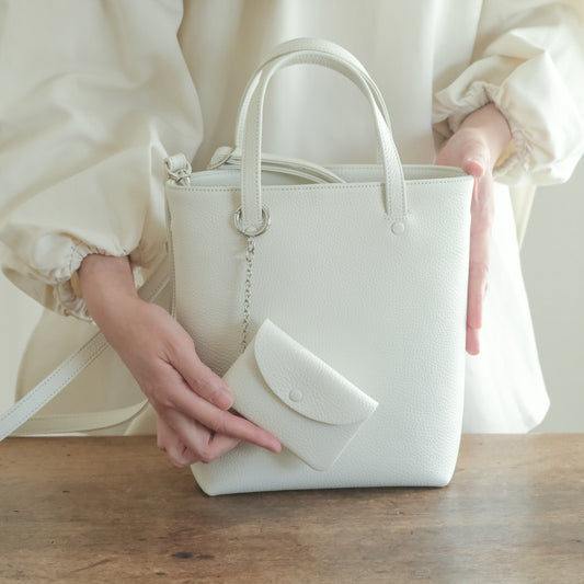 【受注商品】［STUDIO LA CAUSE］内縫いフラップキーケースKEY032 EM