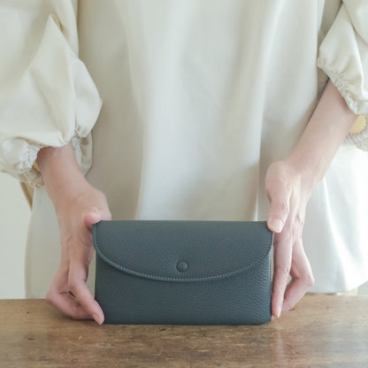 【受注商品】［STUDIO LA CAUSE］内縫いフラップ財布（ L）WA078L EM