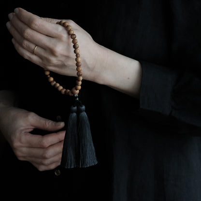 ［shuo'］Juzu
( Sandalwood / Small )