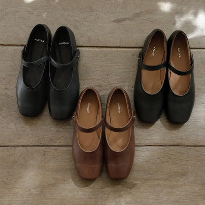 AUTTAA／【受注商品】 Ankle strap pumps